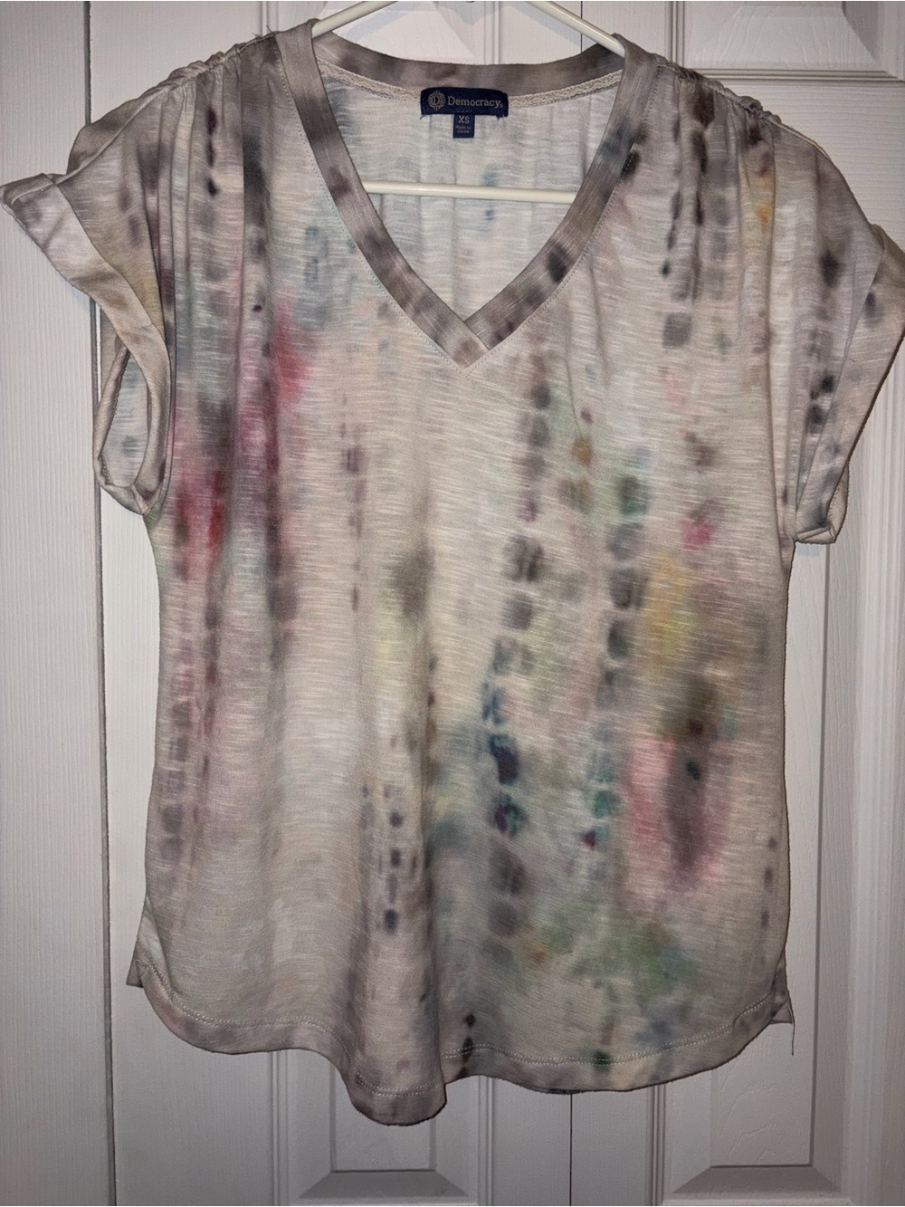 🩶 Democracy V-Neck Short Ruched Sleeve Tie-Dye Top - Multi Pastels on Cream